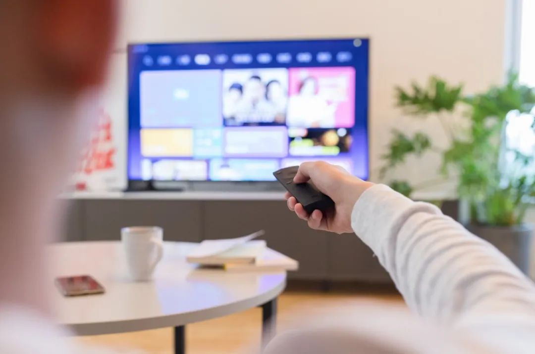 翡翠台不再插播卖药广告,但广州人还愿意捞电视汁吗? 翡翠台不再插播卖药广告,但广州人还愿意捞电视汁吗?