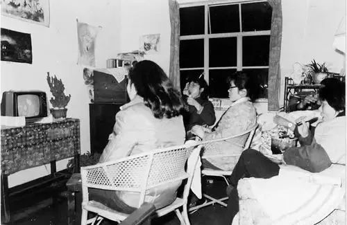 翡翠台不再插播卖药广告,但广州人还愿意捞电视汁吗? 翡翠台不再插播卖药广告,但广州人还愿意捞电视汁吗?