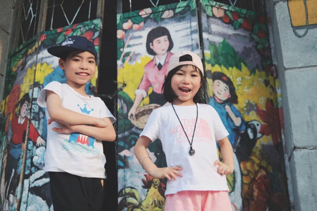 ▲ 与妹妹的合照