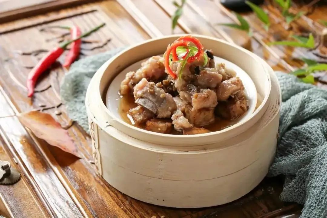 面对白切鸡寿司,爱吃粤菜和日料的广东人都沉默了 面对白切鸡寿司,爱吃粤菜和日料的广东人都沉默了