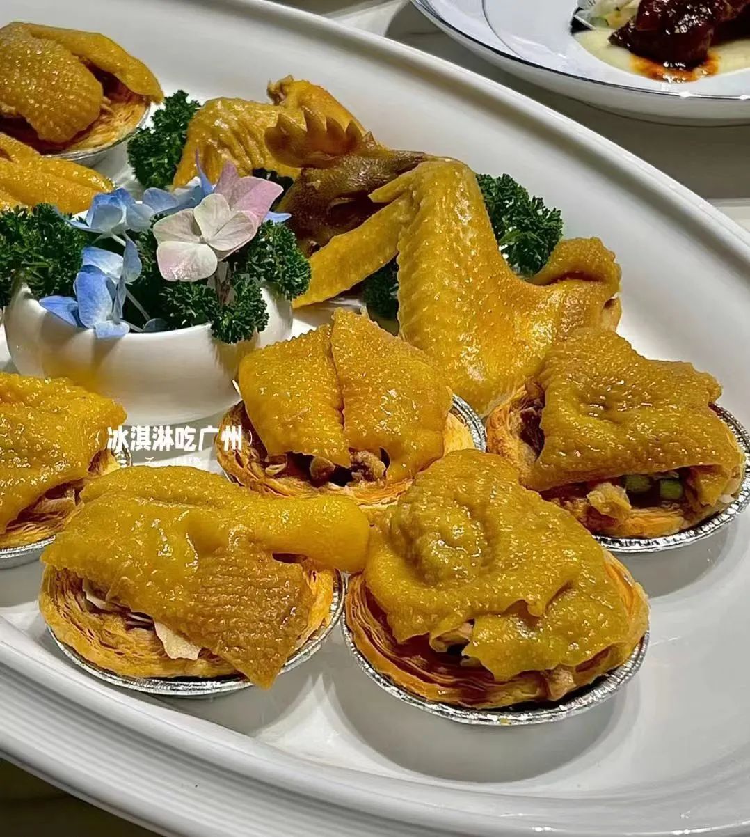 面对白切鸡寿司,爱吃粤菜和日料的广东人都沉默了 面对白切鸡寿司,爱吃粤菜和日料的广东人都沉默了