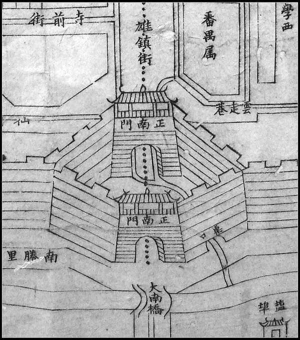 北京路225号变“红”:有助旅游还是破坏历史? 北京路225号变“红”:有助旅游还是破坏历史?
