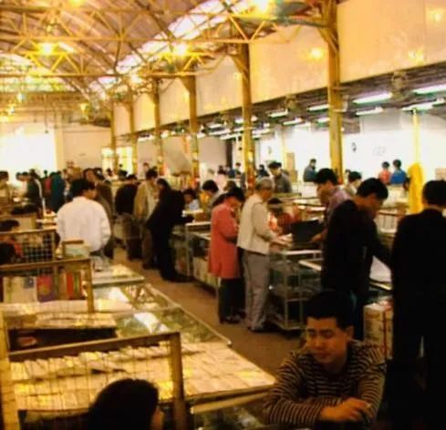 中央公园：老广州津津乐道的儿童乐园 || 荔人行