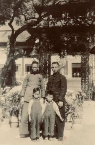 中央公园：老广州津津乐道的儿童乐园 || 荔人行