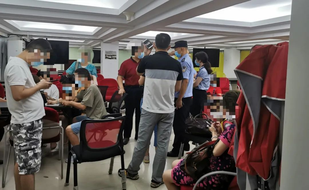 苦等三年,他们等到南湖国旅退款了吗? 苦等三年,他们等到南湖国旅退款了吗?