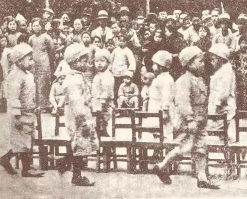 中央公园：老广州津津乐道的儿童乐园 || 荔人行