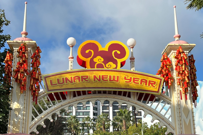 鬼佬把中国农历新年译作Lunar new year,错在哪里? 鬼佬把中国农历新年译作Lunar new year,错在哪里?