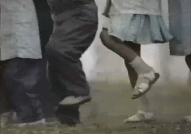 TVB深夜闪现灵异画面？远不如30年前这条闹鬼广告“猛”！