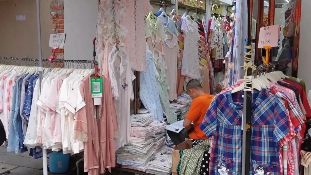 高第街:昔日高门宅第林立,如今内衣底裤批发 高第街:昔日高门宅第林立,如今内衣底裤批发