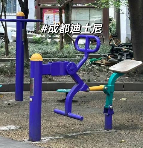 广州人嘅疑惑:呢啲烂鬼地方点解会变网红打卡点? 广州人嘅疑惑:呢啲烂鬼地方点解会变网红打卡点?