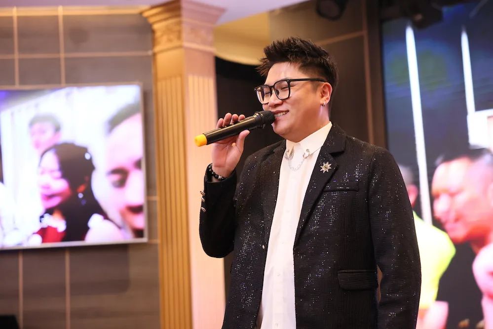 星星相识：加拿大广州同学会庆祝成立六周年