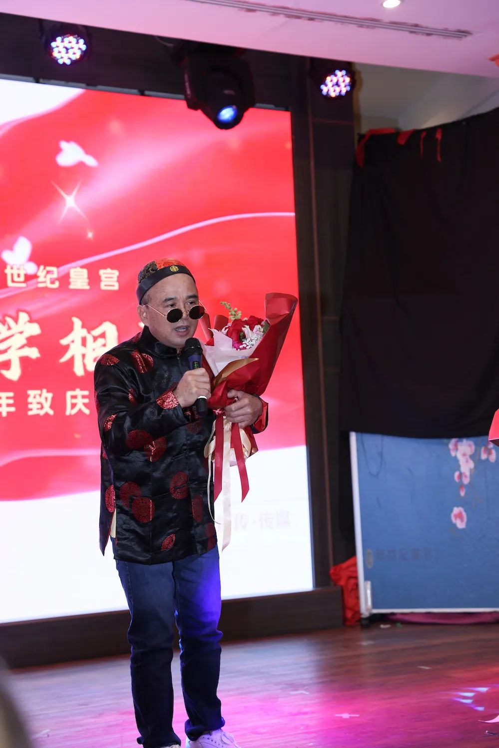 星星相识：加拿大广州同学会庆祝成立六周年