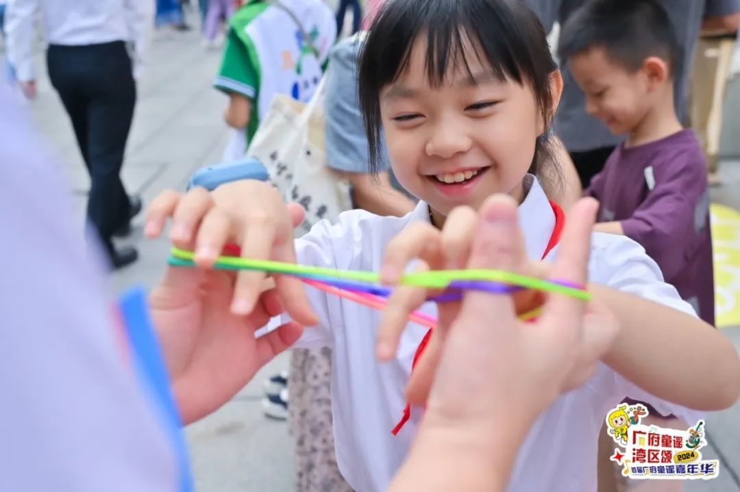 “广府童谣湾区颂”——首届广府童谣嘉年华在荔湾区永庆坊正式启动! “广府童谣湾区颂”——首届广府童谣嘉年华在荔湾区永庆坊正式启动!
