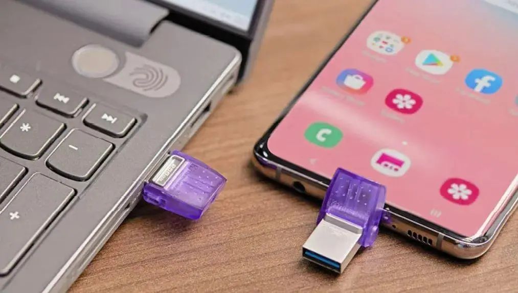 “死机”VS“down机”:省港“码农”沟通困难症 “死机”VS“down机”:省港“码农”沟通困难症