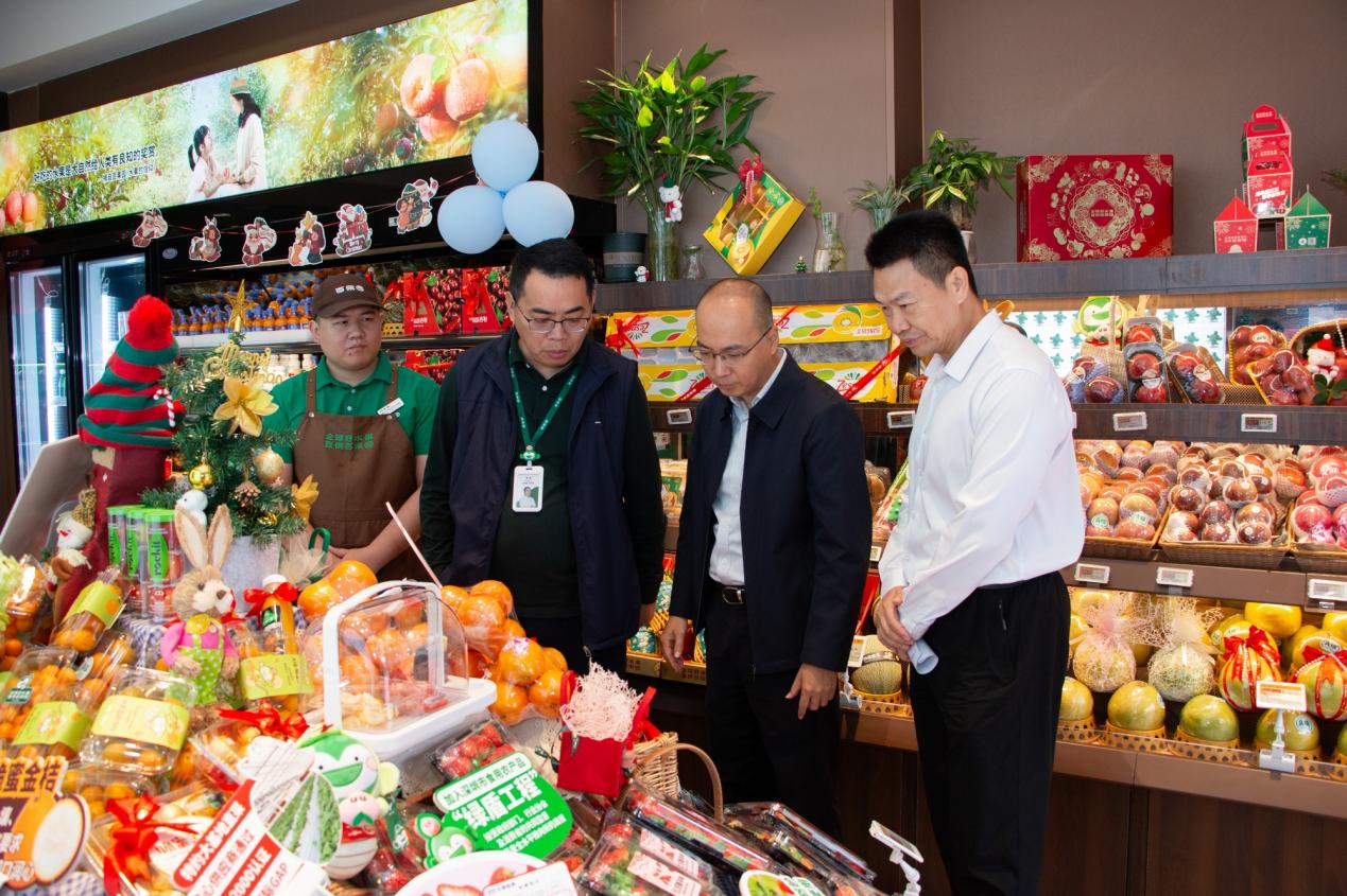 构筑安全防线，品质再升级：百果园首批果品加入深圳“绿盾工程”