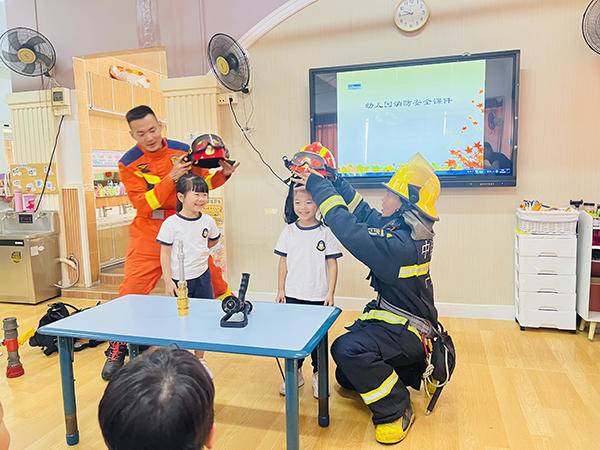 护航开学季！中山南朗消防走进辖区幼儿园开展消防安全“开学第一课”活动