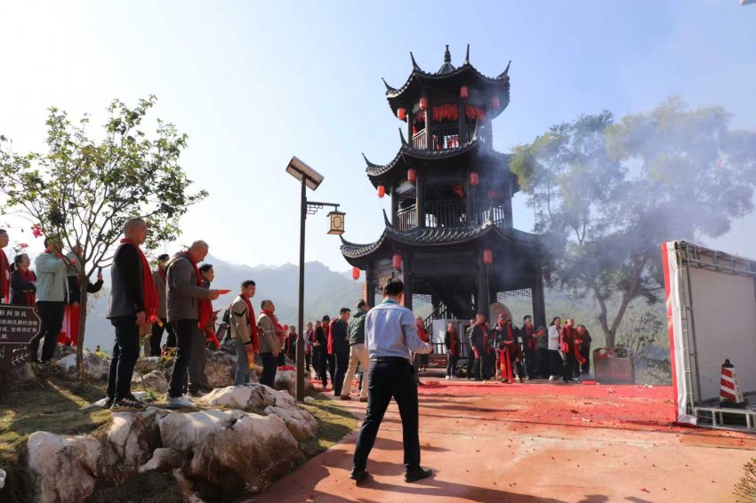 英洲红股份年终答谢会暨股东大会盛大开幕同心同行筑梦2026