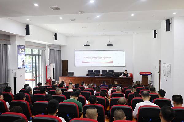 撑起“安全伞”，中山南朗消防组织“讲师团”深入重点单位提供消防培训服务