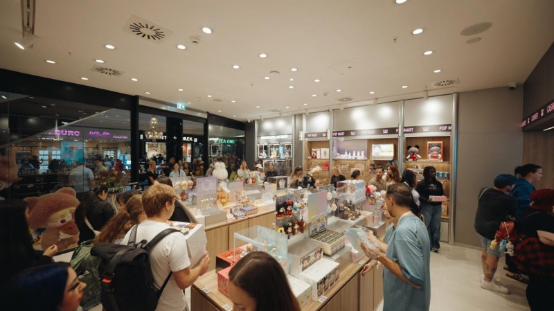 泡泡玛特德国首店引爆柏林打卡热情，潮玩文化持续风靡欧洲