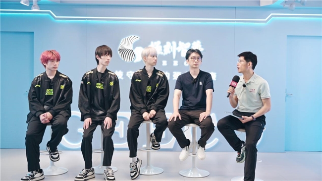 跨界对话聚焦颈椎健康：NIP 战队携手极刻智梦，共话颈椎亚健康防治