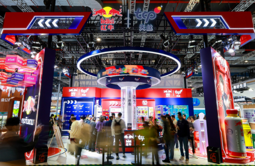 天丝集团红牛品牌亮相第八届进博会，为中泰经贸往来添动能