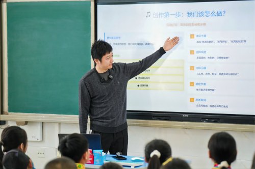 数字科技赋能，穿越火线手游走进草原深处播撒乡村美育新火种