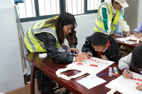 桂山镇举办党建引领新时尚垃圾分类谱新章主题活动