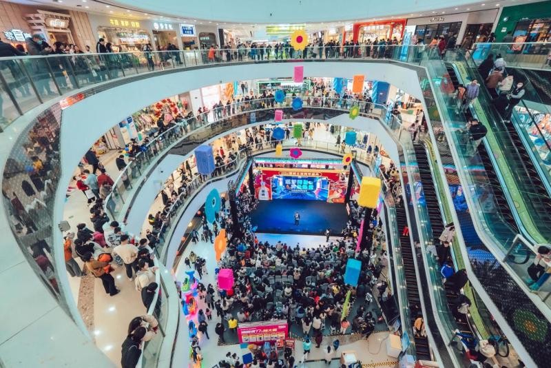 从淘宝闪购到天猫优品，阿里为什么赞助苏超近一半球队？