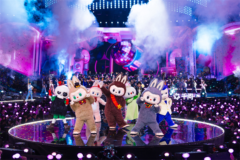 THE MONSTERS精灵天团亮相B站跨年晚会，泡泡玛特打造世界级IP