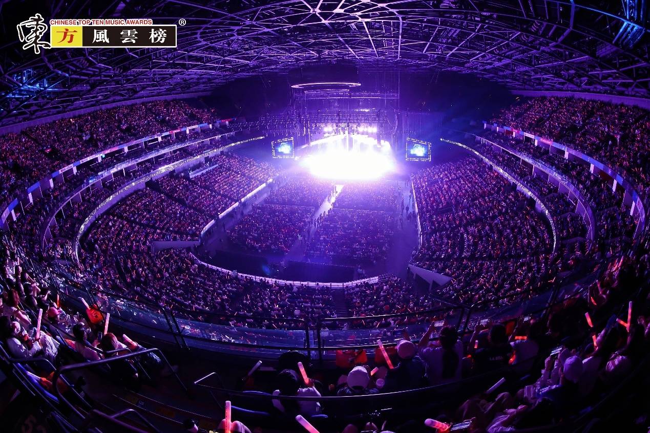 龙角散携手第32届东方风云榜音乐盛典，以天然草本之力助力每一刻炙热声浪