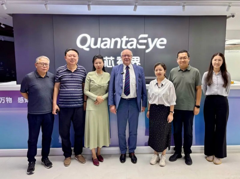 德国工程院院士皮特・萨赫逊参访芯视界，共探智能感知赋能产业新突破