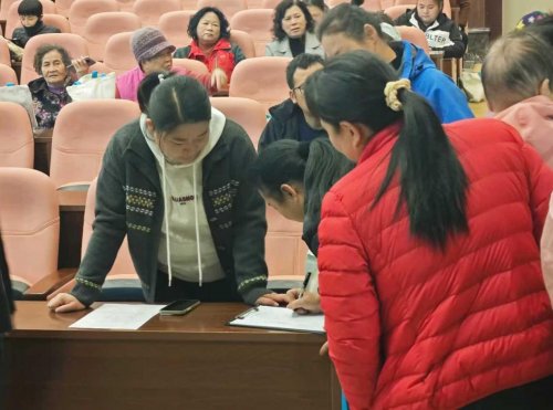 桂山镇举办“携手五年分类兼程，感恩有您相伴同行”主题活动