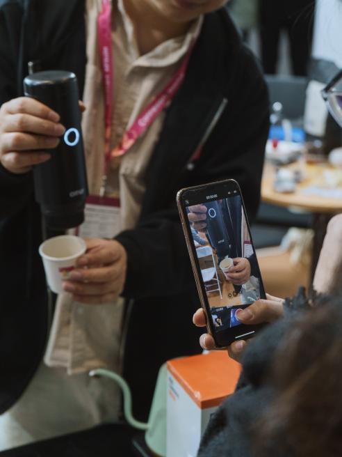 复刻O.P.S特调:西咖口袋咖啡机于HOTELEX引领“情绪咖啡”新浪潮