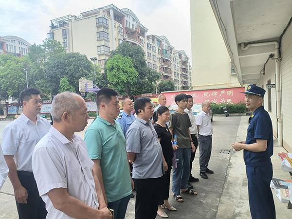 撑起“安全伞”，中山南朗消防组织“讲师团”深入重点单位提供消防培训服务