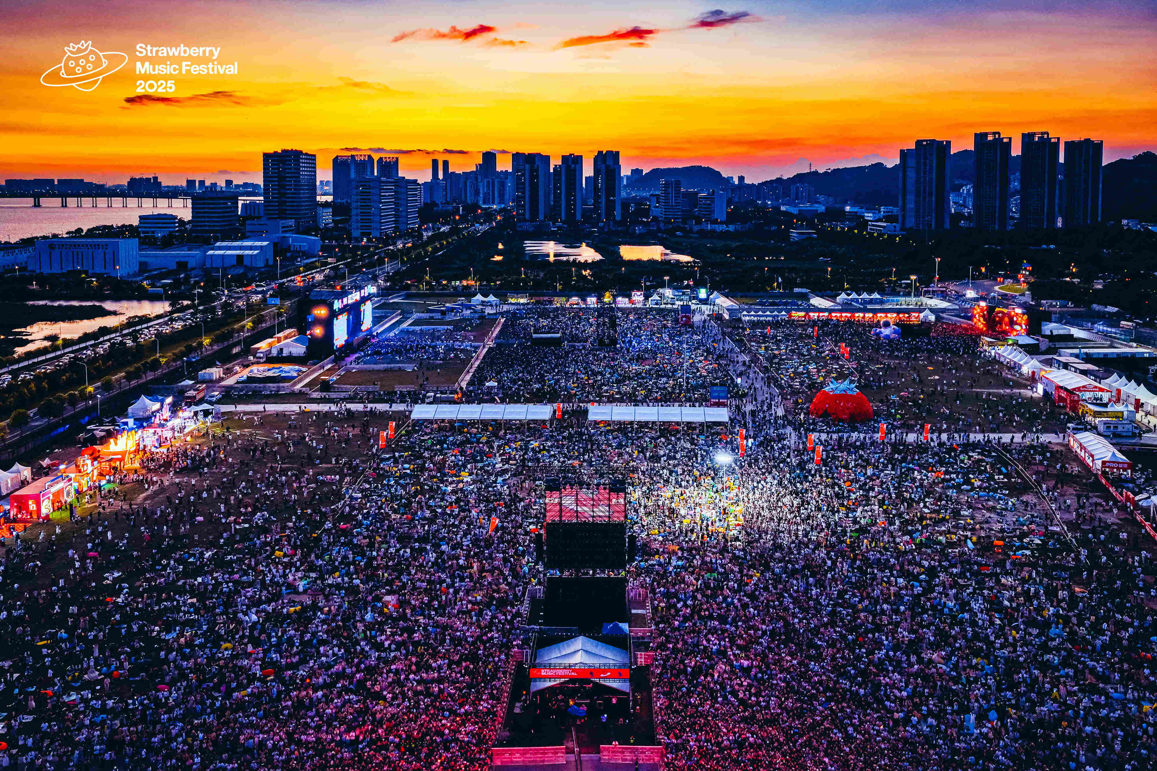 美自锋芒、璨动湾区，毛戈平定格广州草莓音乐节高光时刻