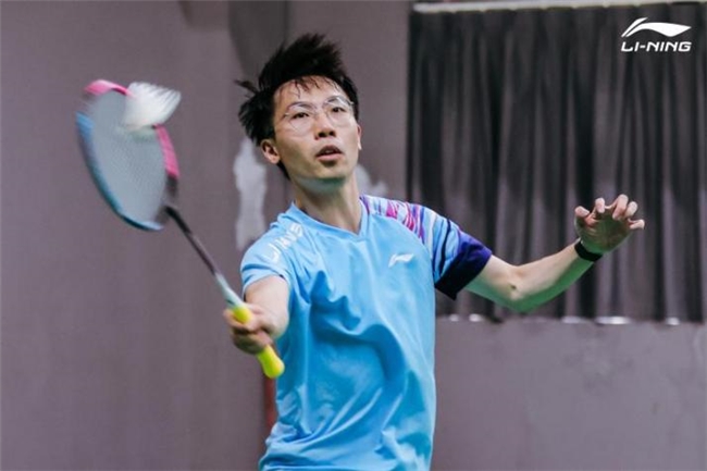 2025李宁杯羽毛球双打邀请赛深圳站开赛 世界冠军徐晨空降现场，与参赛选手共启羽球盛宴