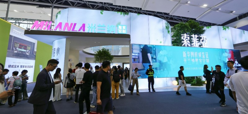 小本稳投 盈利更美丨米兰纳“轻松开店”爆火建博会！