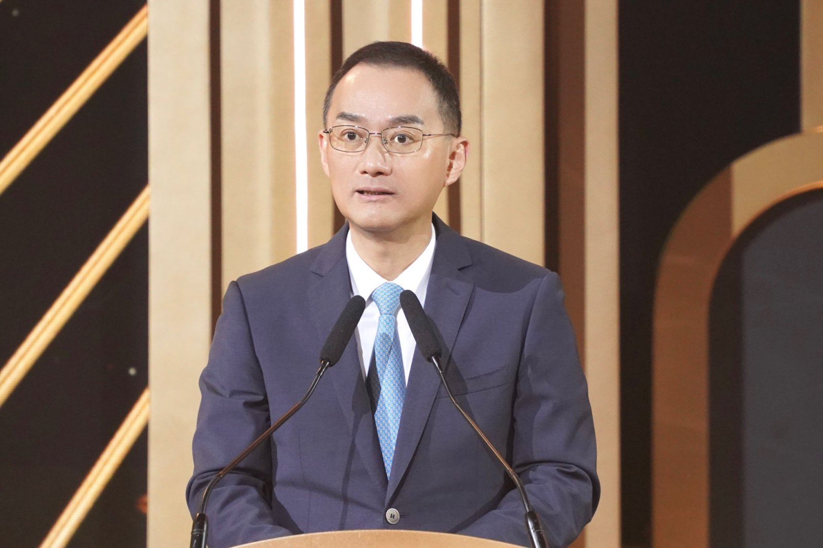 第20届•2025爱心奖颁奖典礼:12月20日晚10时,凤凰卫视全球首播