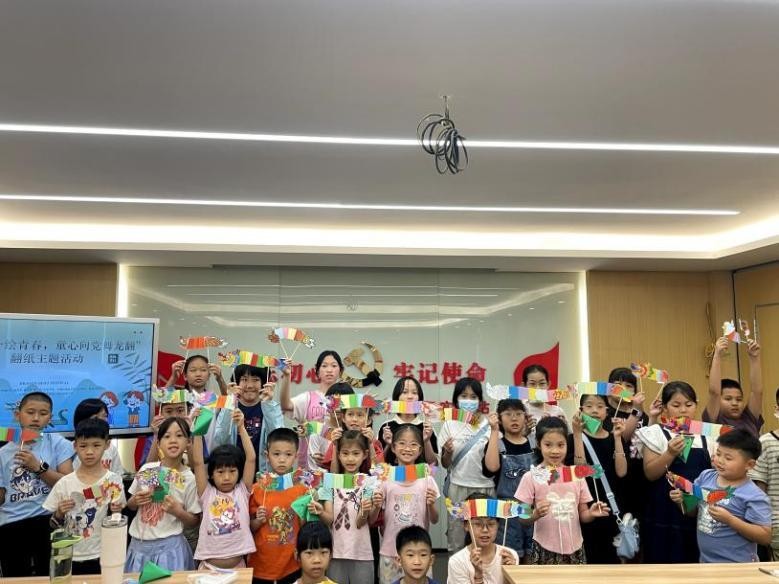 “青苗”逐光而行——百千万工程里的文化传承与童心守护之路