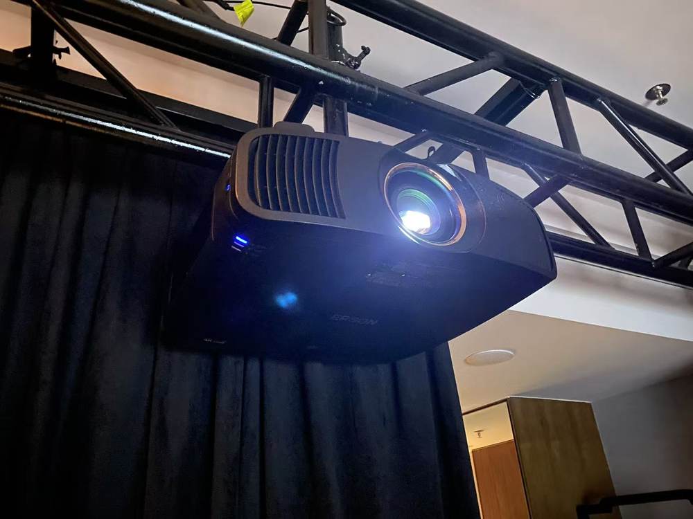 巨幕革命光影进化，爱普生家庭影院双旗舰方案亮相广州音响展