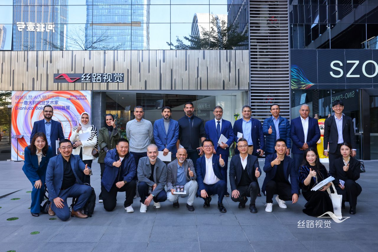 科威特商务代表团到访丝路视觉，深度考察数字孪生技术应用