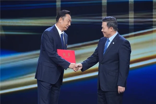 昆仑润滑D1标准001号柴油机油发布