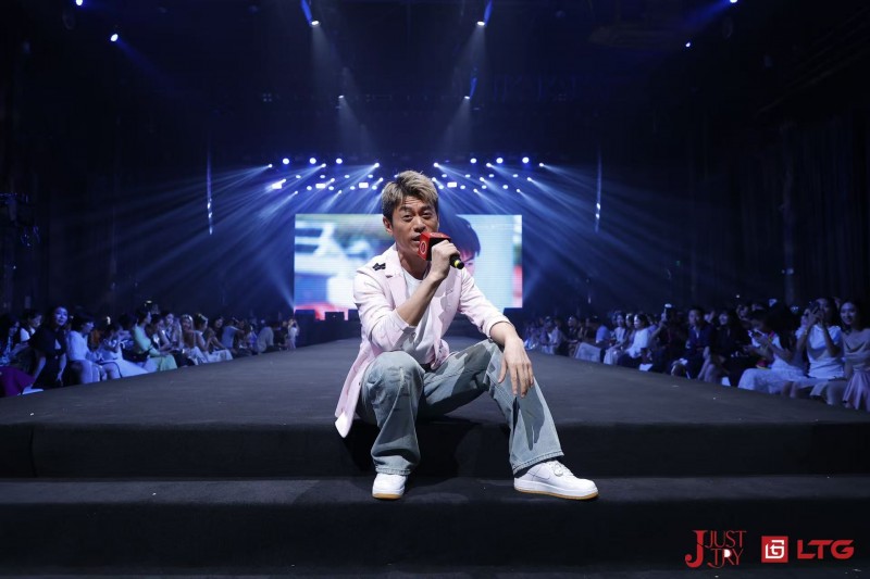 2025年JT<G公益时尚SHOW圆满落幕,本土时尚新阵地初露锋芒 2025年JT<G公益时尚SHOW圆满落幕,本土时尚新阵地初露锋芒