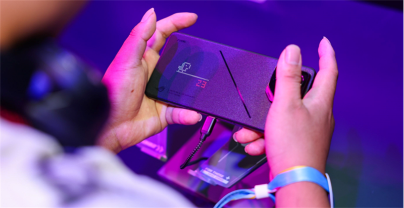 媒体2025 ChinaJoy探馆：金山世游携手《鹅鸭杀》登录