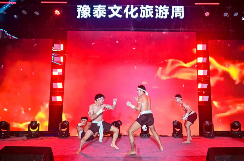 豫泰文化旅游周登陆郑州,天丝集团红牛品牌共庆中泰建交50周年