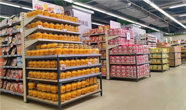 十八载街坊情焕新延续，华润万家客村店重装启幕