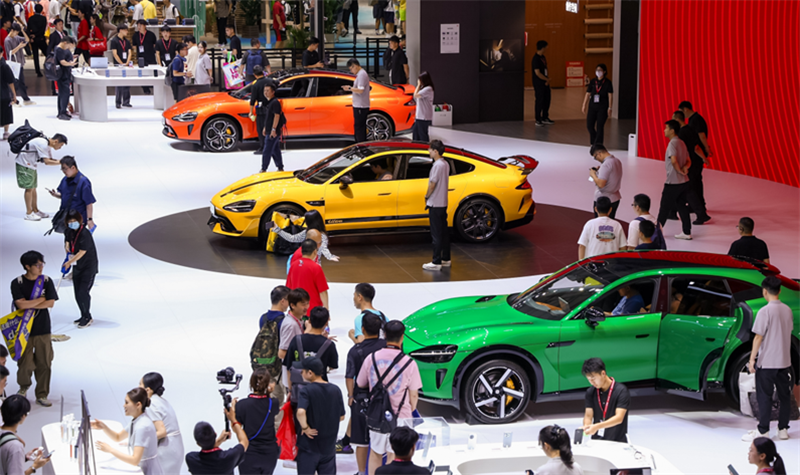 媒体2025 ChinaJoy探馆：金山世游携手《鹅鸭杀》登录