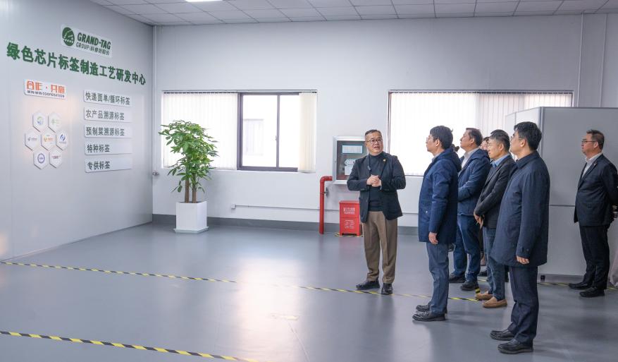 两大创新源联合,中科长光精拓携手苏州大学共建半导体封测装备联合实验室