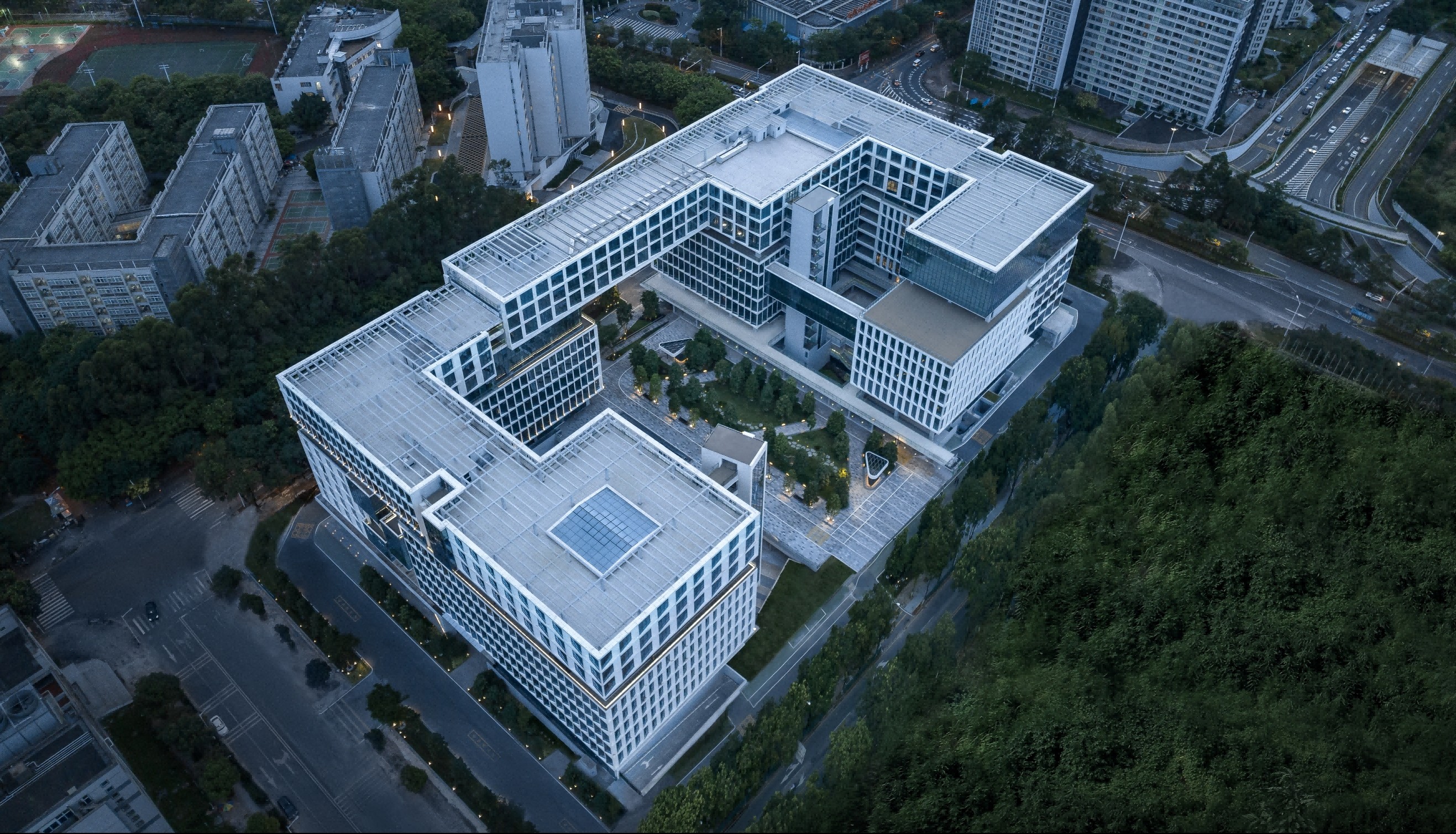 1753431029932948.jpg 稿件1图片2.jpg