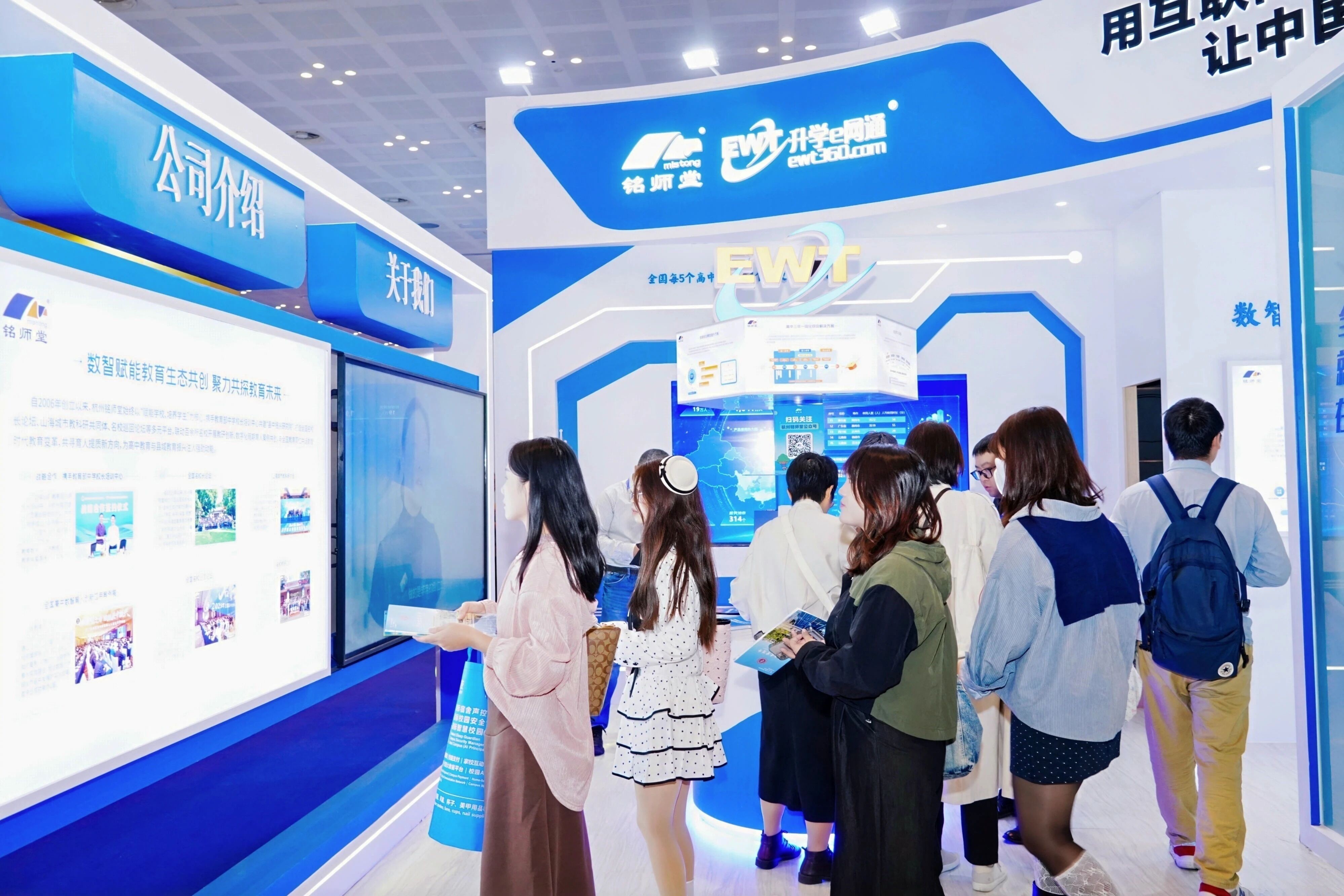 1763449601930331.jpg 1763449601930331.jpg